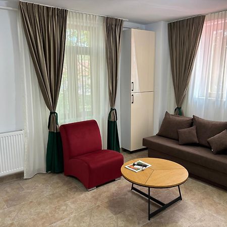 The Loft Gara De Nord Apartment Bukares Bagian luar foto