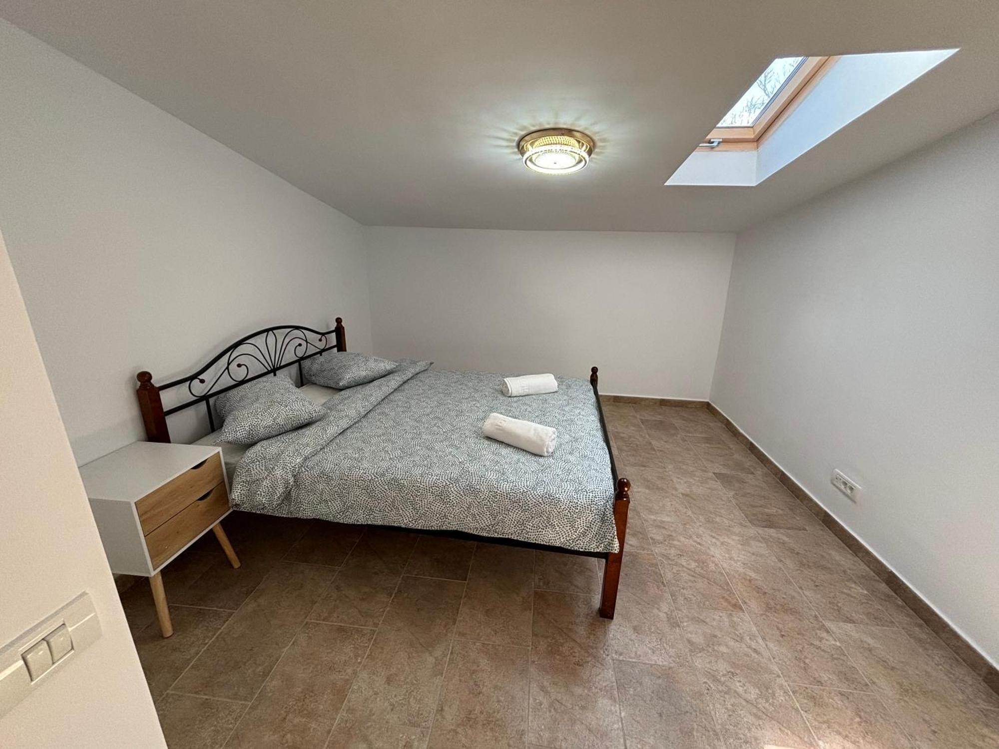 The Loft Gara De Nord Apartment Bukares Bagian luar foto