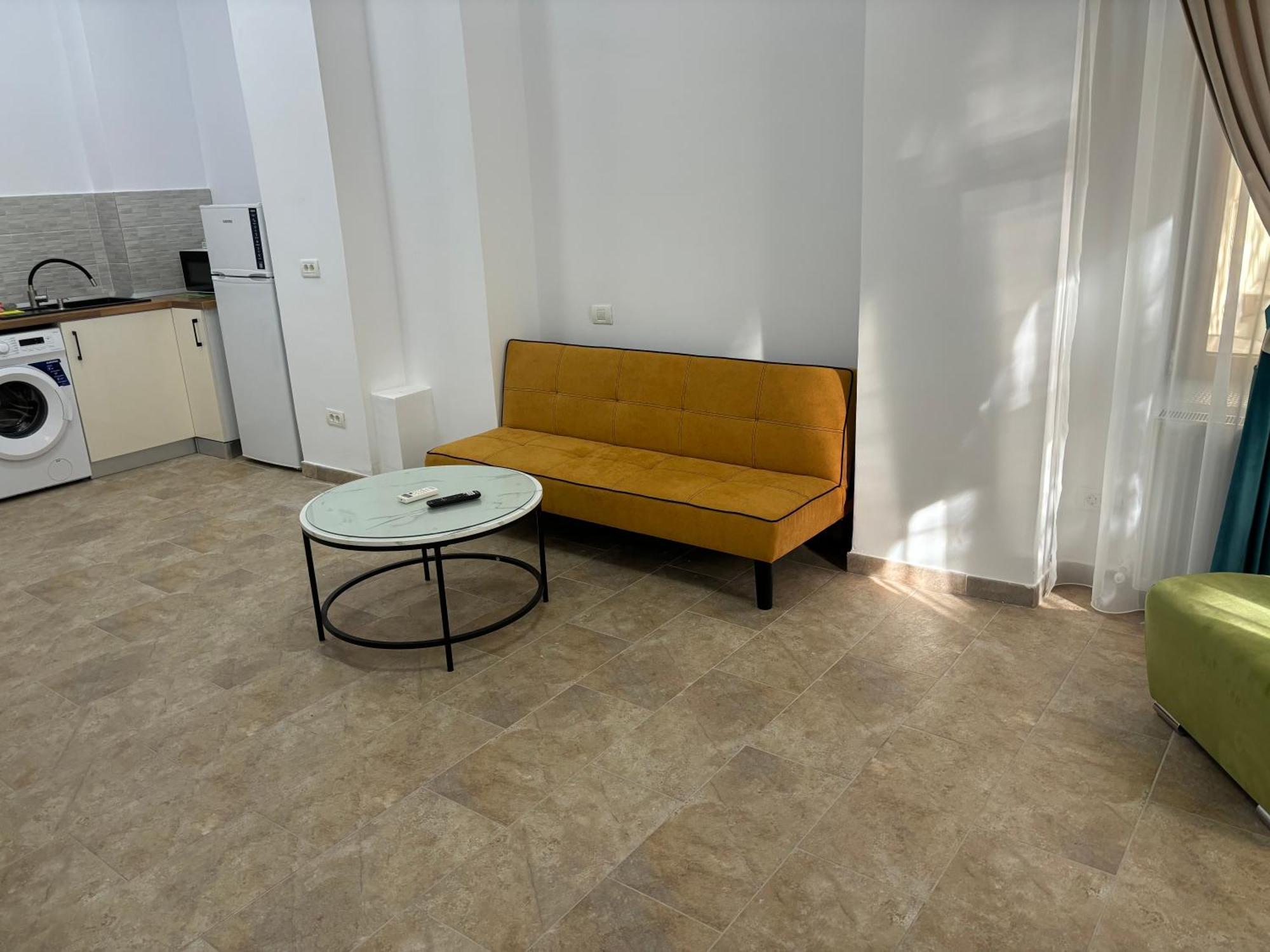 The Loft Gara De Nord Apartment Bukares Bagian luar foto
