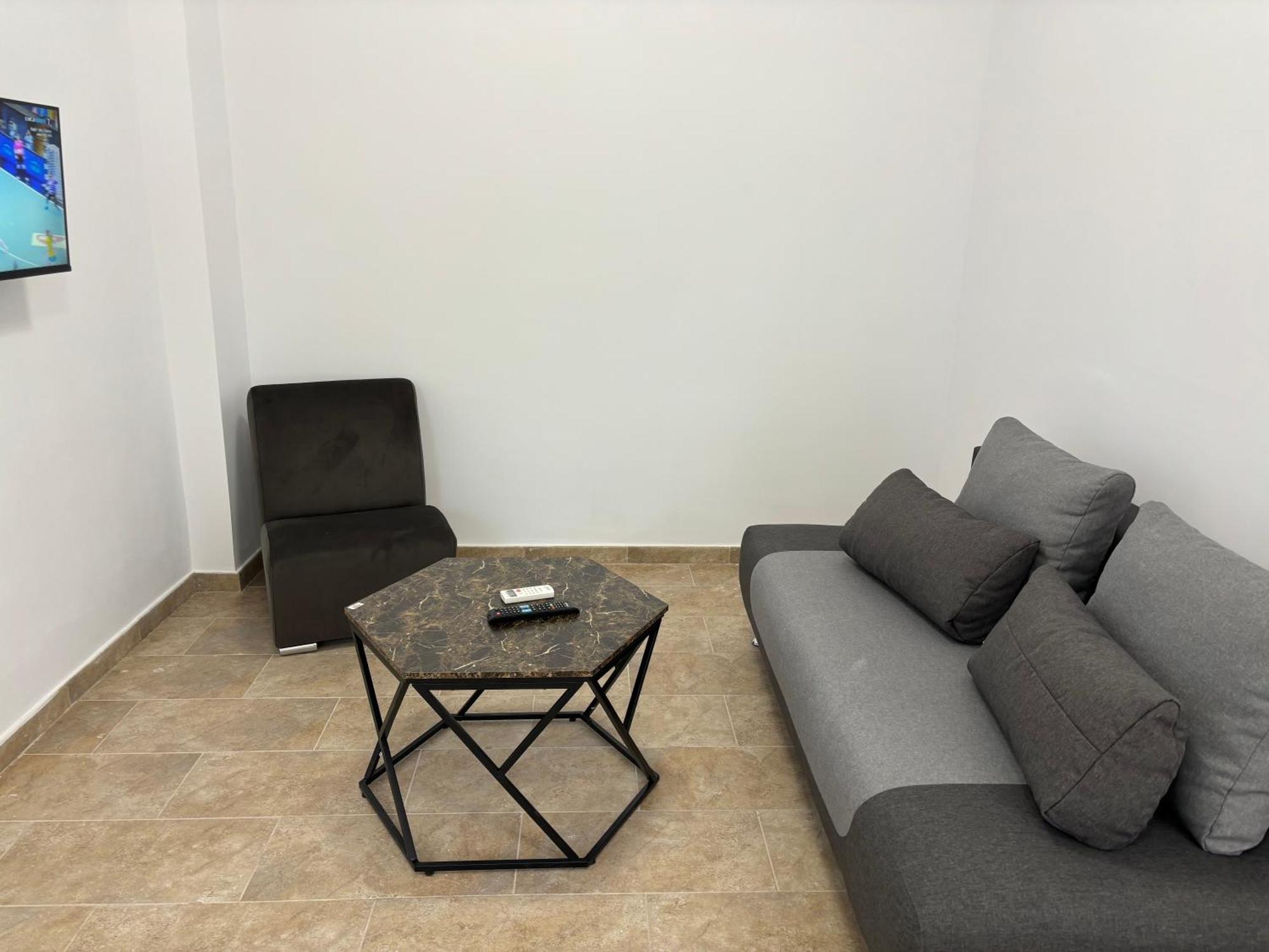 The Loft Gara De Nord Apartment Bukares Bagian luar foto