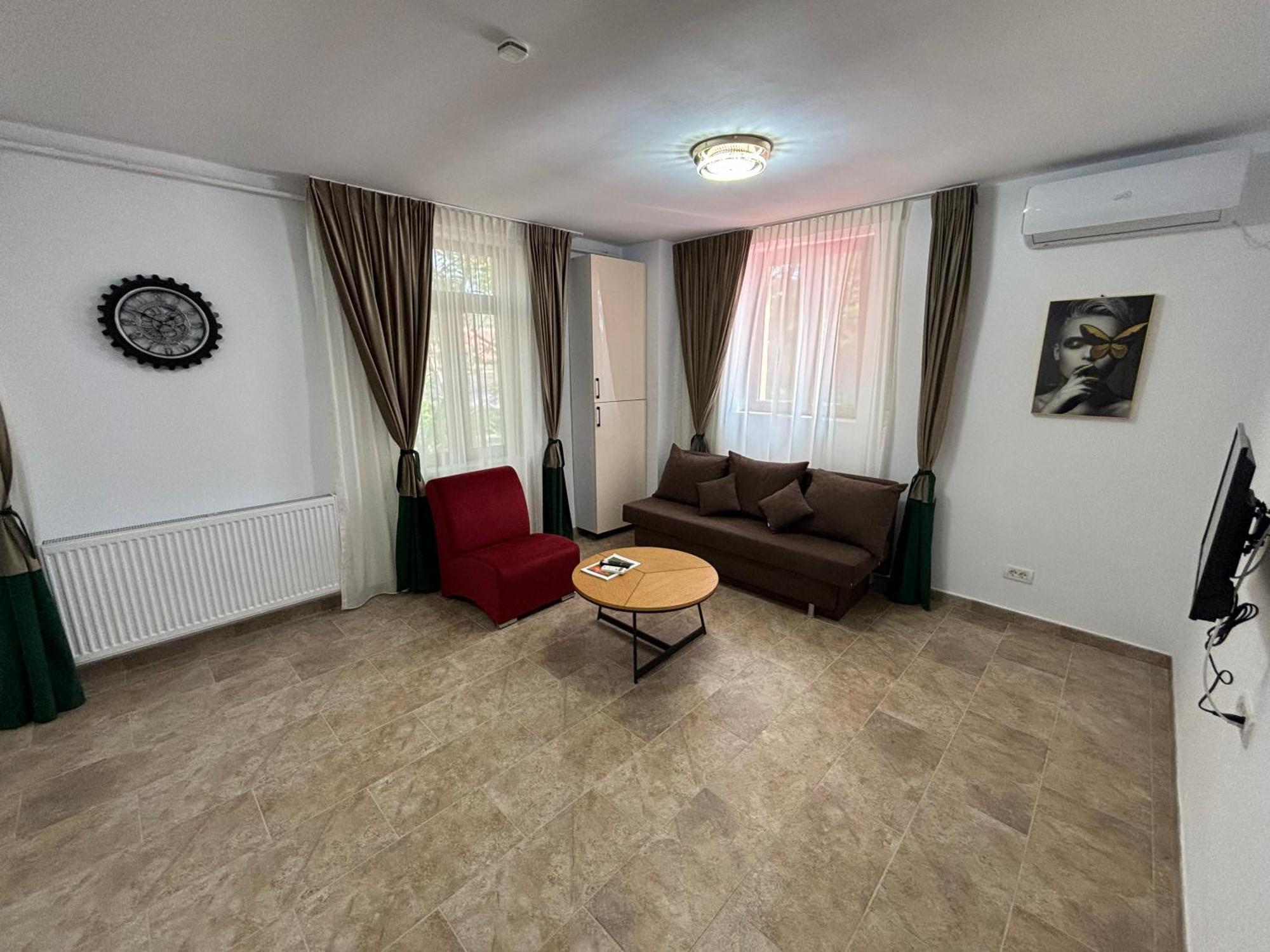 The Loft Gara De Nord Apartment Bukares Bagian luar foto