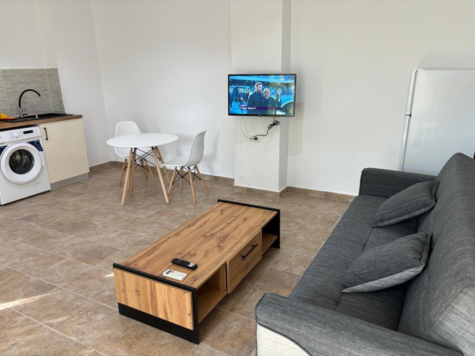 The Loft Gara De Nord Apartment Bukares Bagian luar foto